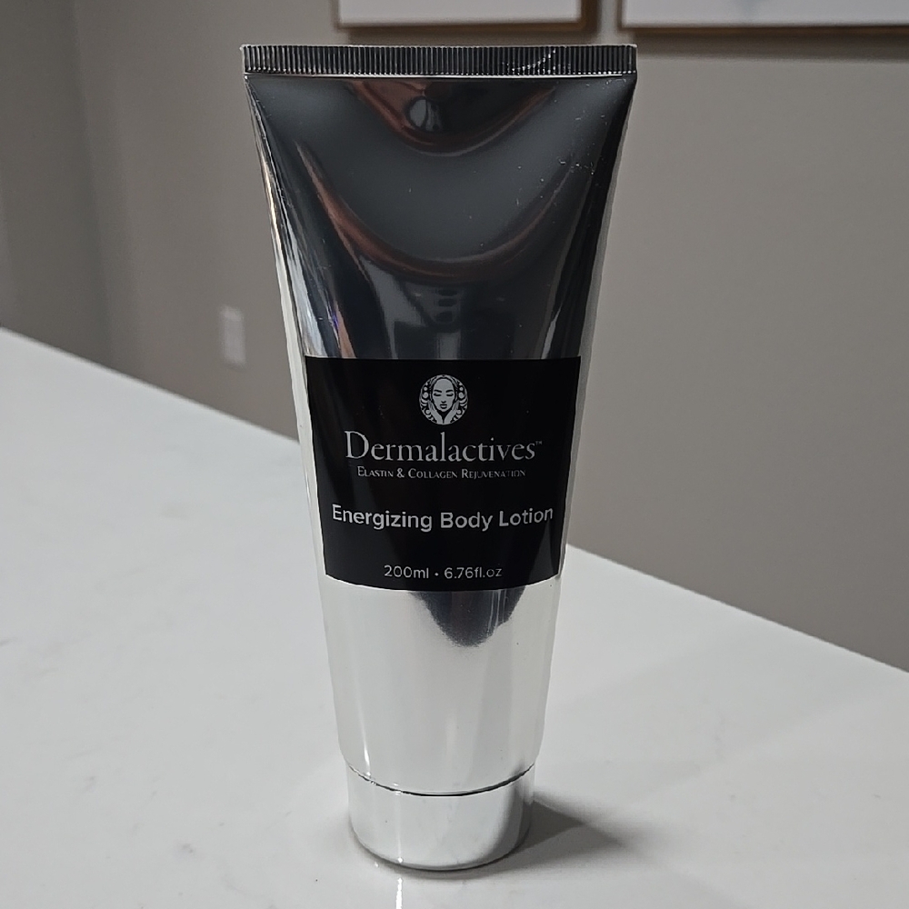 Silver Energizing Body Lotion